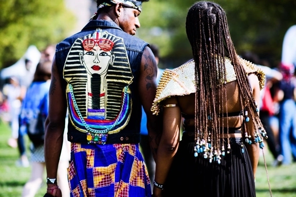 Ngỡ ngàng với những kiểu tóc hoa lá cành của hội quẩy tại đại nhạc hội afropunk 2017 - 10