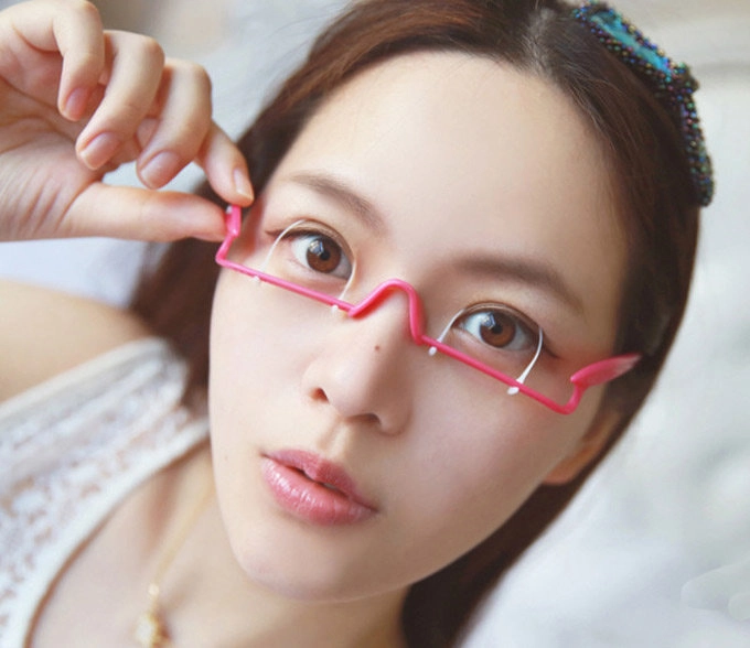 Ngỡ ngàng với top 7 món đồ làm đẹp kỳ quái nhất của phái nữ - 3