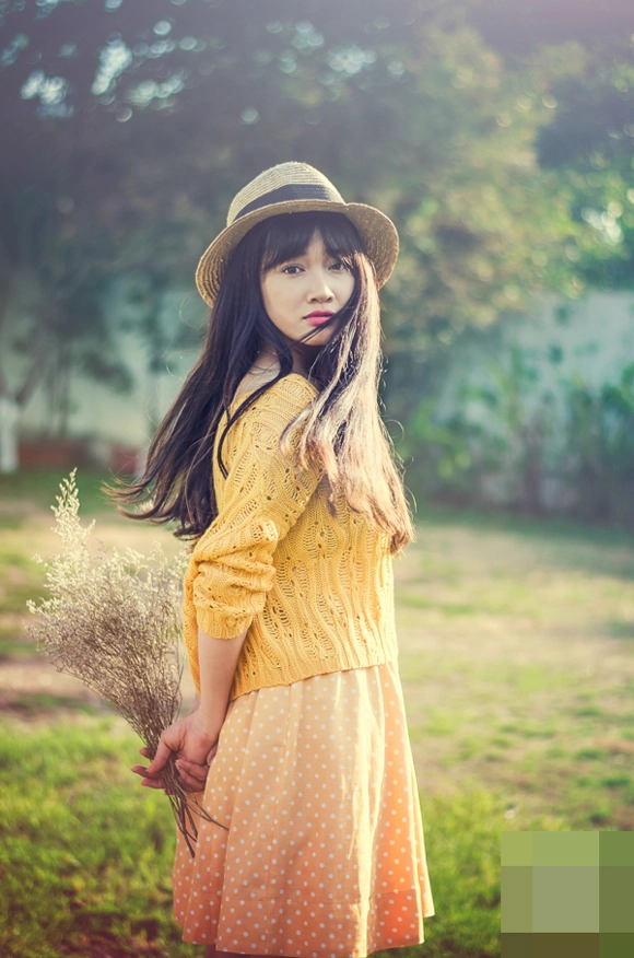 Nhã phương và hành trình lột xác thông qua váy áo - 1