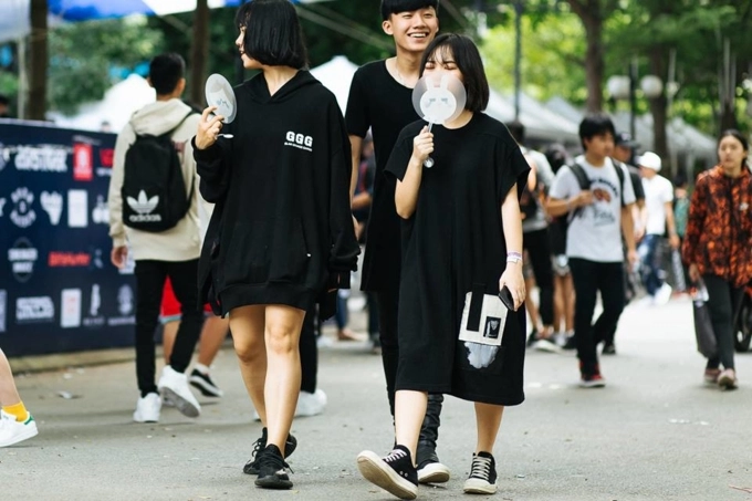 Nhìn lại những hình ảnh street style chất lừ của giới trẻ việt ở sneaker fest 2017 - 8