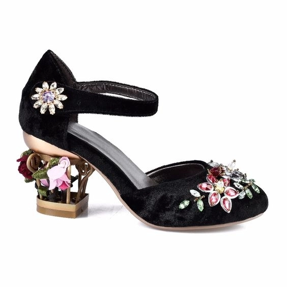 Những đôi giày lấy cảm hứng từ hoa cỏ mùa xuân khiến nàng nào cũng phải thích mê - 4