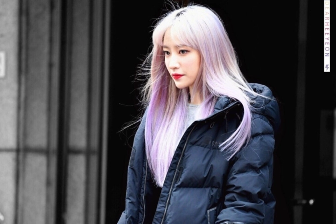 Những màu tóc siêu thực được lòng sao kpop nhất năm 2017 - 4