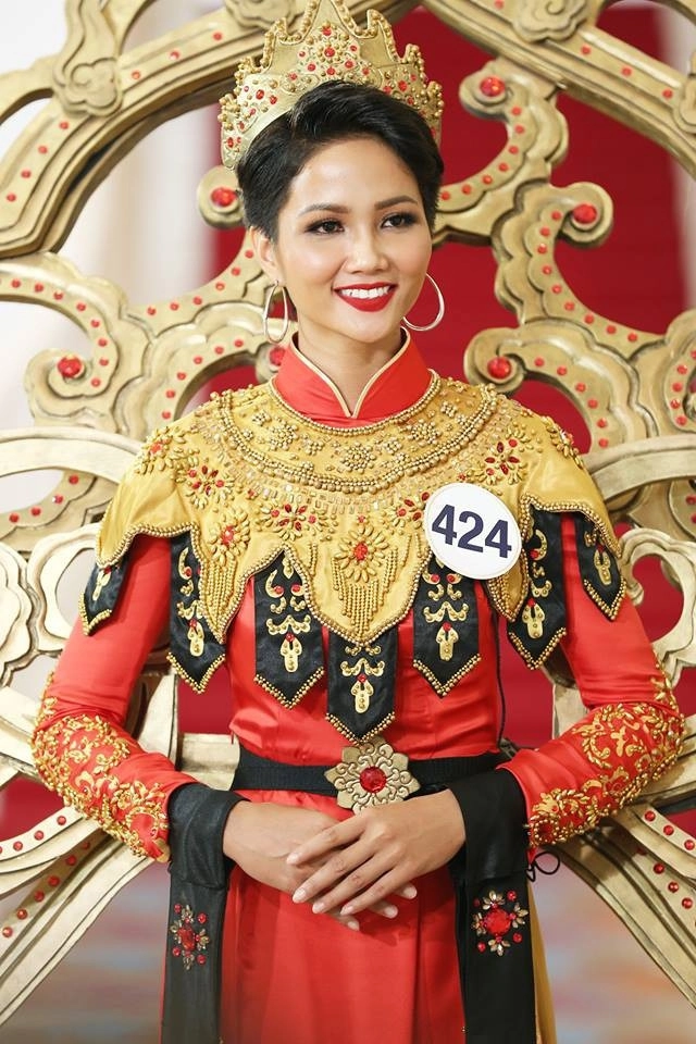 Những người đẹp lột xác nhờ đi theo style hoa hậu - 25
