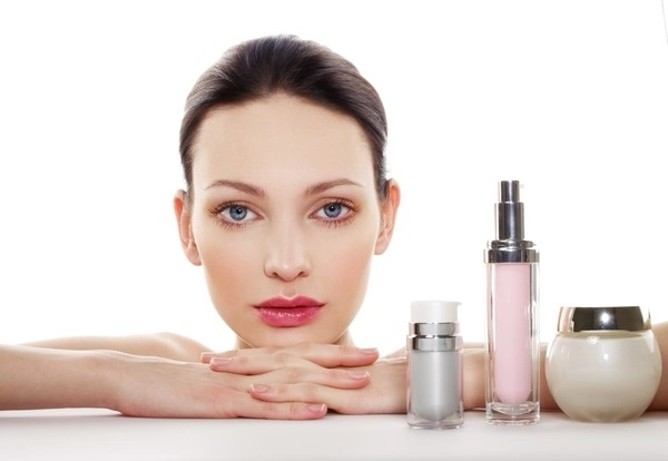 Những sai lầm phổ biến thường gặp khi chăm sóc da mùa đông - 3
