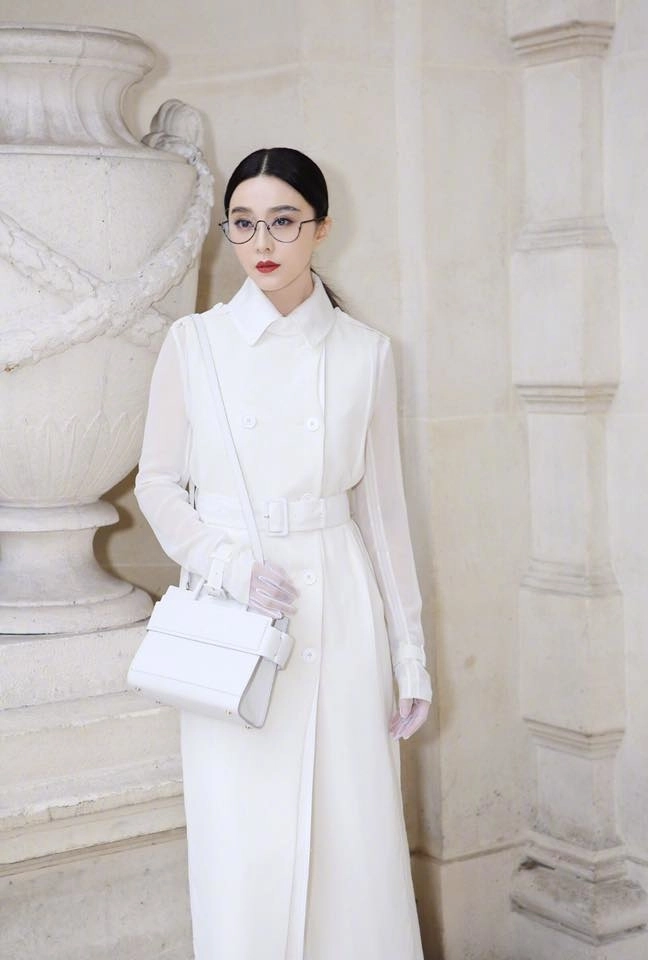 Nữ thần phạm băng băng diện đồ đôi cùng trai đẹp thượng ẩn tại paris fashion week - 2
