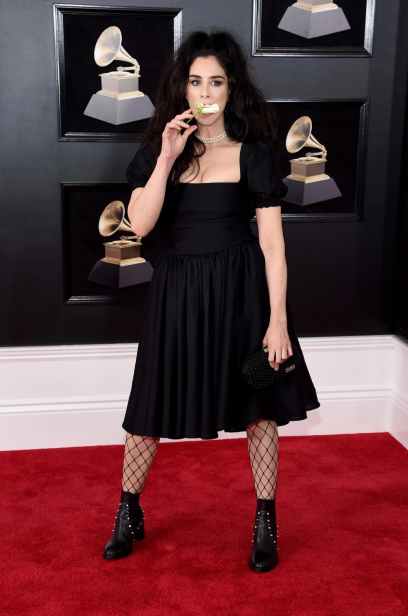 Thảm đỏ grammy 2018 không phải các mỹ nhân mà những bông hồng trắng mới là tâm điểm năm nay - 22