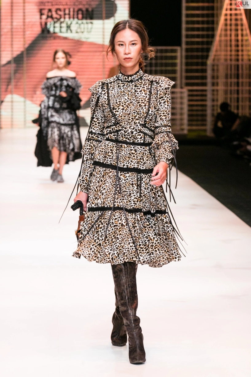Thanh hằng mang đến cái kết viên mãn cho vifw 2017 - 11