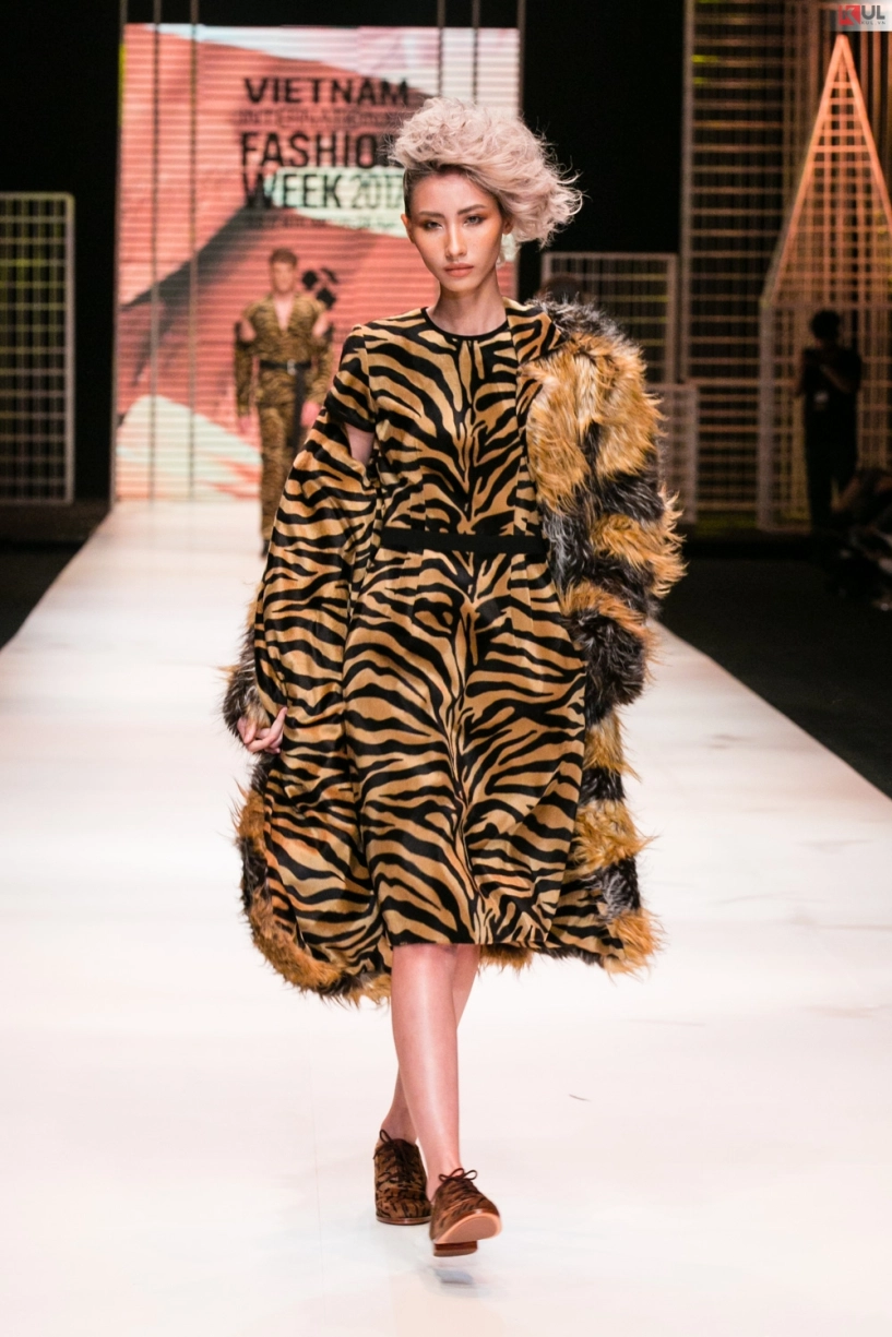 Thanh hằng mang đến cái kết viên mãn cho vifw 2017 - 23