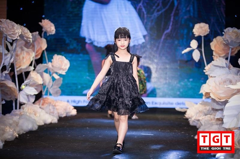 Thời trang ellie vu cùng bộ sưu tập đặc biệt trong tuần lễ thời trang trẻ 2017 - 14