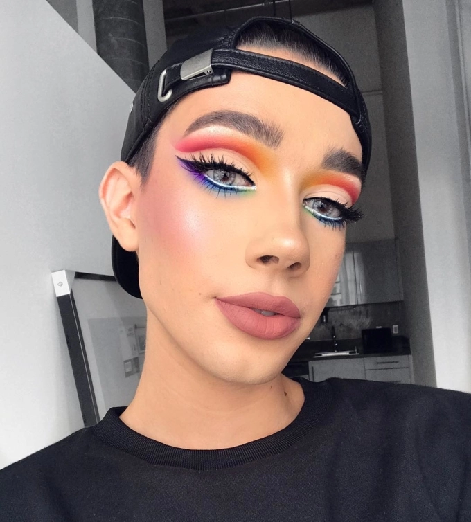 Top 6 chàng trai có tài makeup khiến các cô nàng điệu đà cũng phải tâm phục khẩu phục - 2