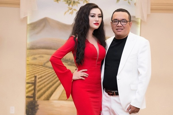 Trần huyền nhung được khen ngợi khi diện váy đỏ lộng lẫy đi dự tiệc cảm ơn - 5