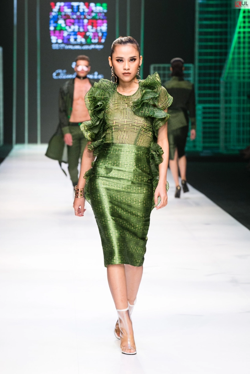 Vifw 2017 mãn nhãn với bst orphic độc lạ của claret giang lê - 4