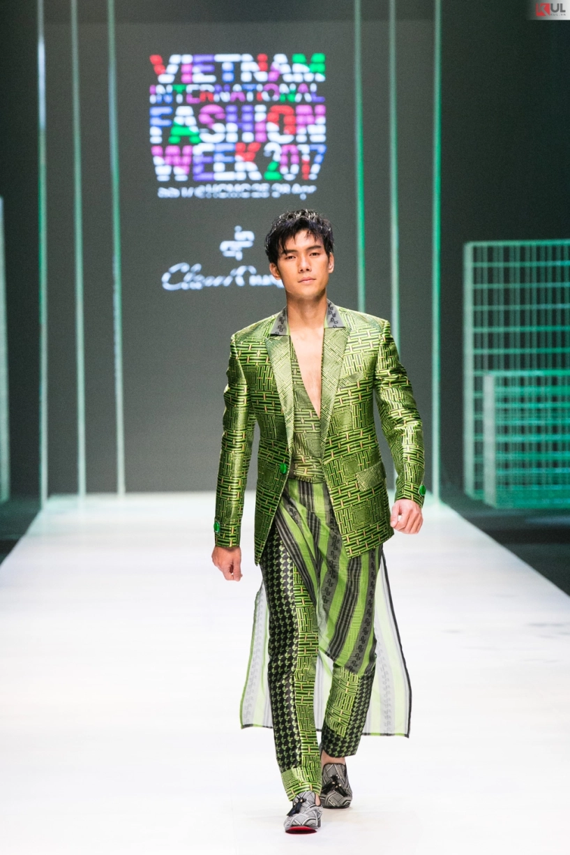 Vifw 2017 mãn nhãn với bst orphic độc lạ của claret giang lê - 6
