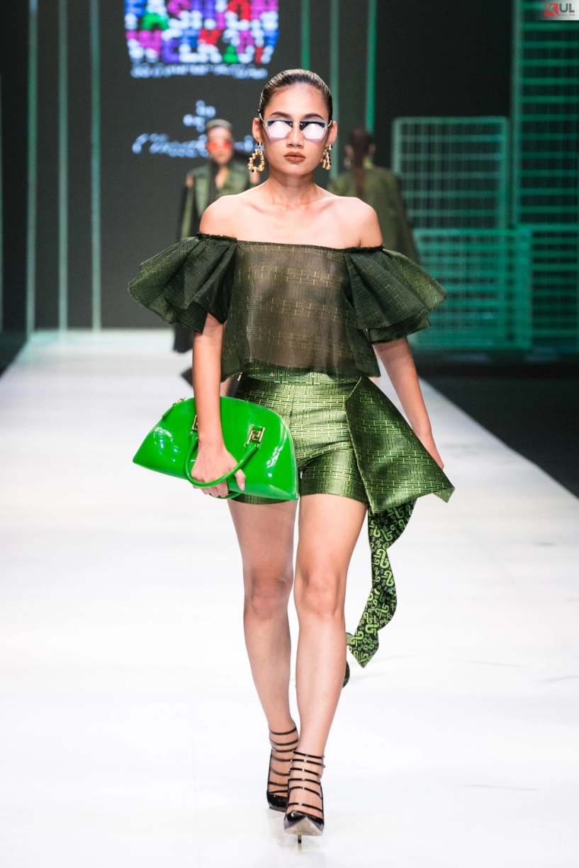 Vifw 2017 mãn nhãn với bst orphic độc lạ của claret giang lê - 7