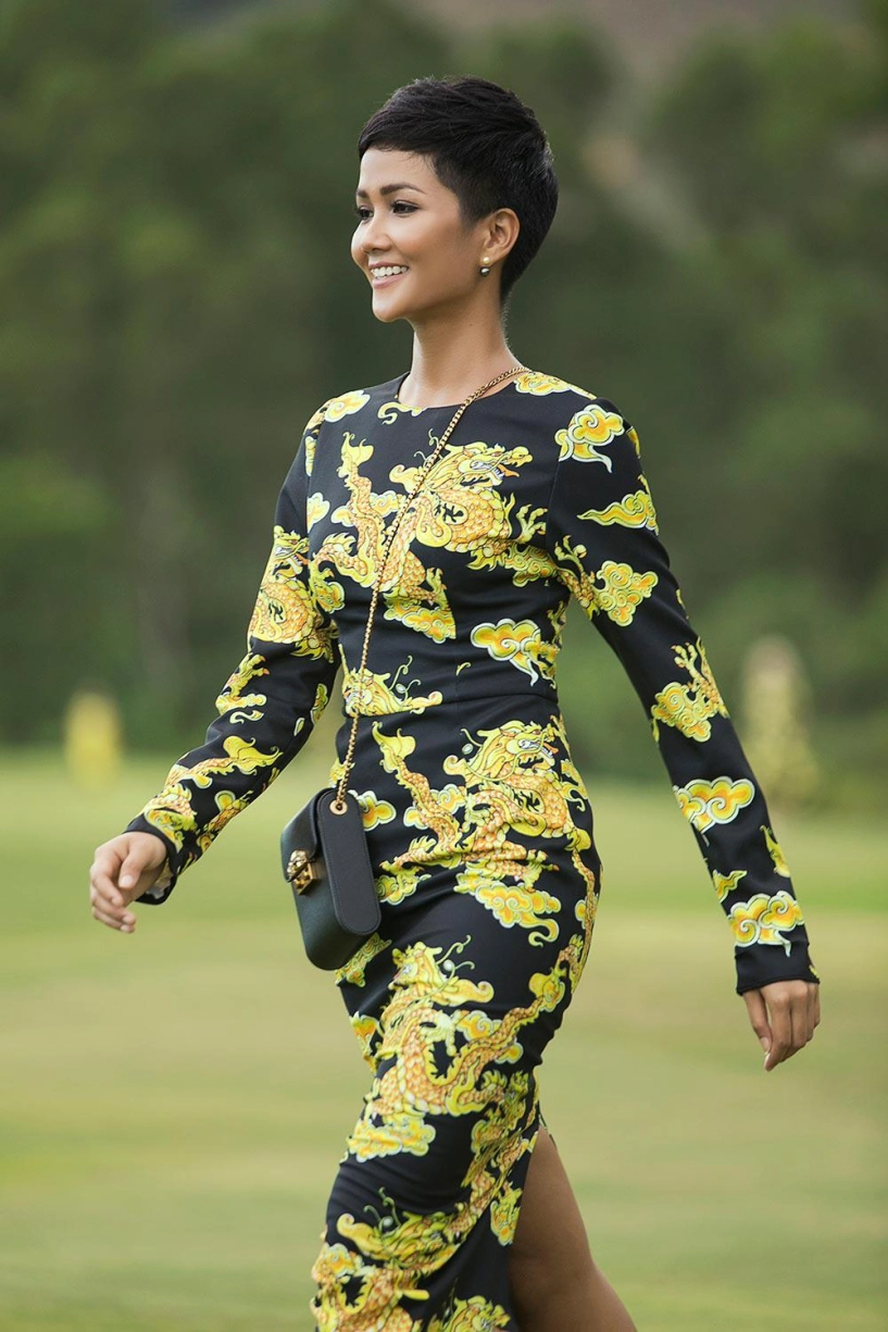 Võ hoàng yến h hen niê nói gì về sàn runway lớn nhất việt nam của đỗ mạnh cường - 6