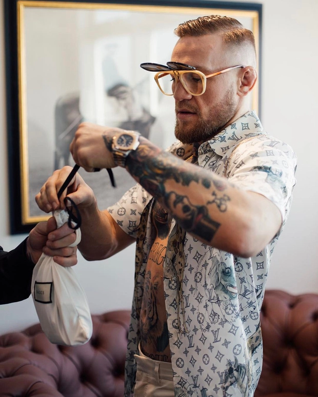Võ sĩ triệu đô conor mcgregor - một bầu trời phong cách không khác gì fashionista - 12