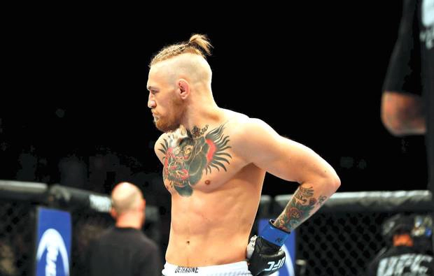 Võ sĩ triệu đô conor mcgregor - một bầu trời phong cách không khác gì fashionista - 19