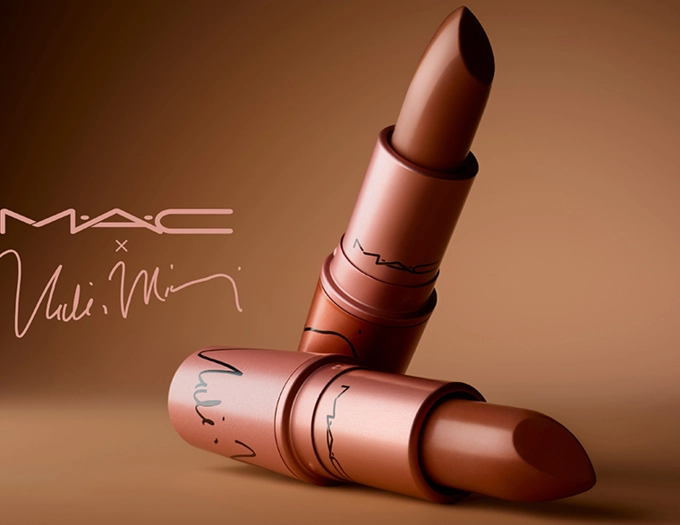 Vừa chào sân 2 thỏi son mới của nicki đã gây sốt nhờ hình ảnh quá xôi thịt - 1