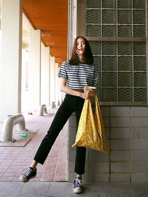 Xinh yêu miễn bàn với túi tote cho nàng sành điệu vi vu ngày hè - 5
