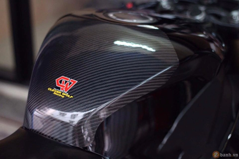 Cbr1000rr đen huyền bí biển khủng tạo dáng kiêu kỳ - 3