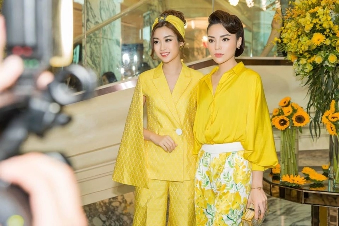 Dàn mỹ nữ chân dài diện sắc vàng mimosa phủ kín đại tiệc thời trang của ntk adrian anh tuấn - 9
