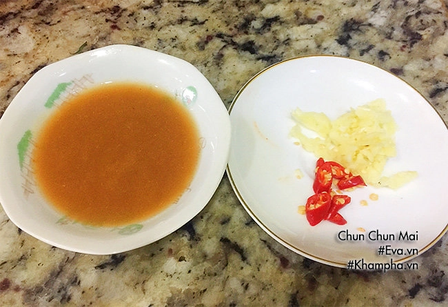 Giản dị mà ngon với cá linh chiên giòn chấm mắm me mùa nước nổi - 3