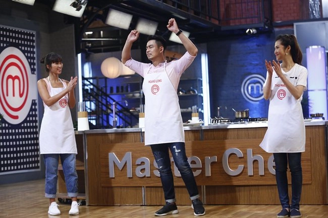 Masterchef vn liên tục thắng siêu mẫu hoàng long chứng tỏ mình vào bếp cũng xuất sắc như ai - 10