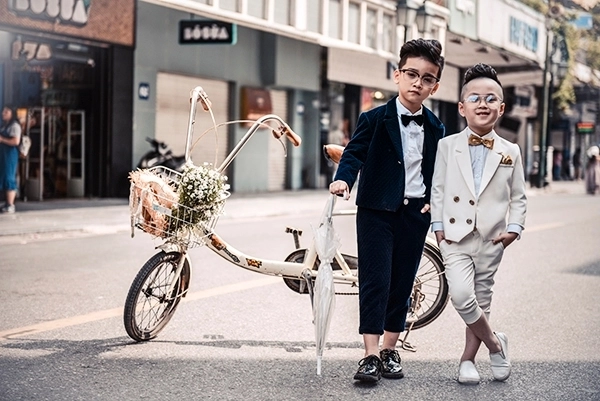 Mẫu nhí đáng yêu trong trang phục của ntk thảo nguyễn tại the best street style - 12