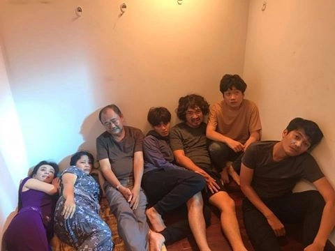 Theo chân sao 118 diễn viên gia đình số 1 bị giam giữ kaity nguyễn xinh đẹp khi diện hanbok - 1