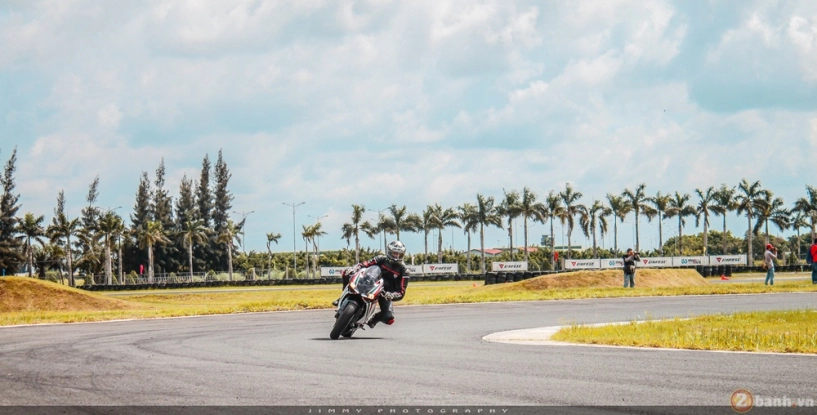 Tuyệt phẩm thương mại ducati 959 panigale gào thét trong ngày hội trackday của ducati việt nam - 23