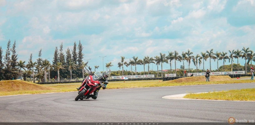 Tuyệt phẩm thương mại ducati 959 panigale gào thét trong ngày hội trackday của ducati việt nam - 25