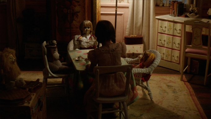 Chỉ ngồi một chỗ annabelle nhẹ nhàng lên ngôi vương phòng vé - 3