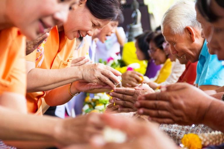 Không đi lễ hội té nước songkran - thái lan sẽ tiếc một đời - 3