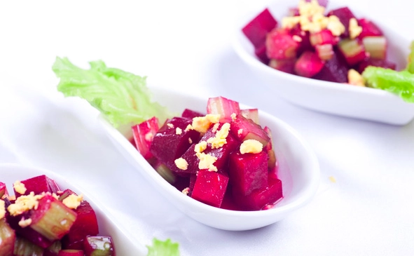 Salad củ rền - món ngon giau dinh dương cho be - 2