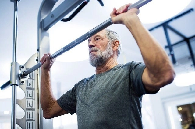Tập luyện nhẹ nhàng giúp người cao tuổi giảm nguy cơ tử vong - 1