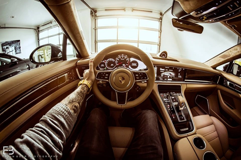 Vẻ đẹp tinh tế của nội thất bên trong các mẫu xe hơi nổi tiếng dưới con mắt nghệ thuật của một nhiếp ảnh gia - 15