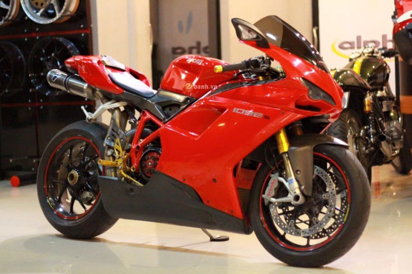 Ducati 1098s vẻ đẹp đầy quyến rũ với bản độ nhẹ nhàng - 1