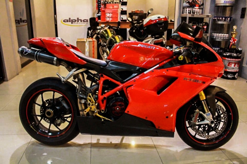 Ducati 1098s vẻ đẹp đầy quyến rũ với bản độ nhẹ nhàng - 2