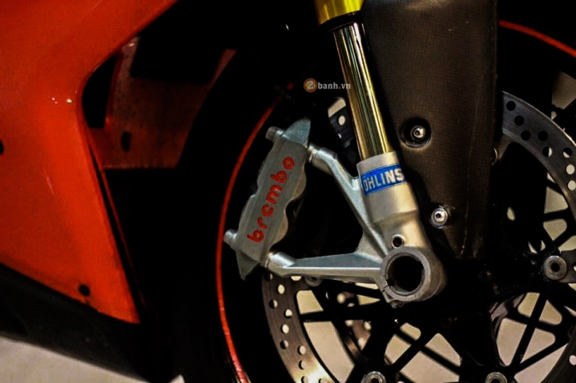 Ducati 1098s vẻ đẹp đầy quyến rũ với bản độ nhẹ nhàng - 3