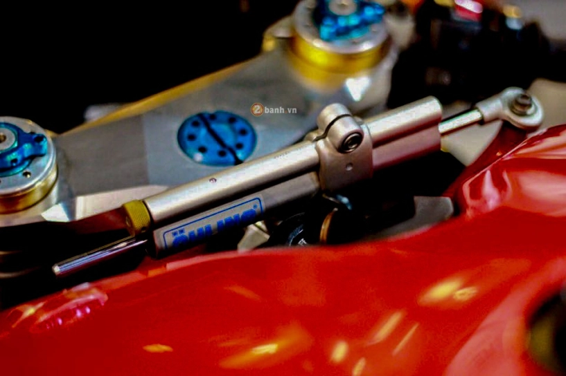 Ducati 1098s vẻ đẹp đầy quyến rũ với bản độ nhẹ nhàng - 4