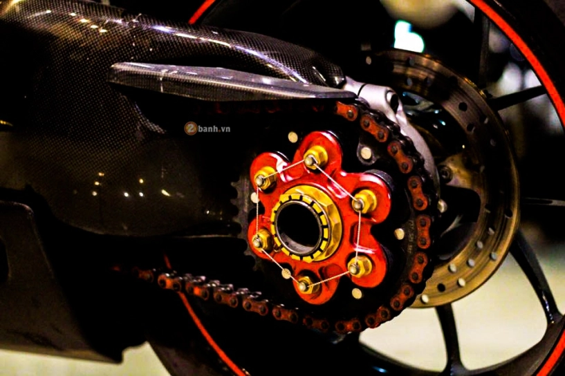 Ducati 1098s vẻ đẹp đầy quyến rũ với bản độ nhẹ nhàng - 5