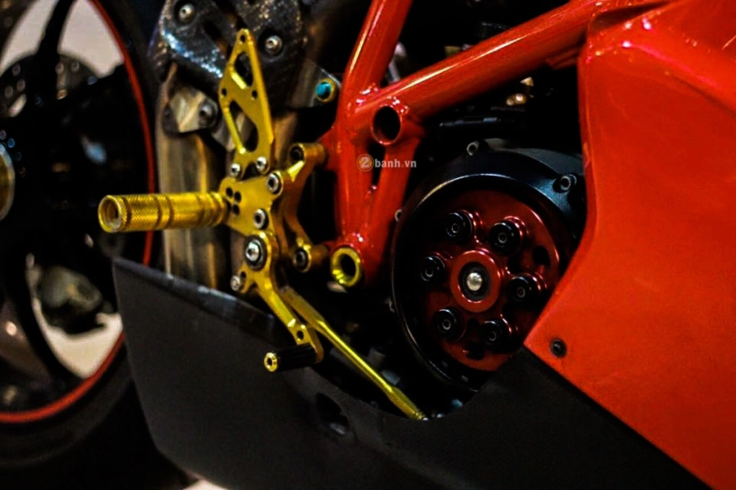 Ducati 1098s vẻ đẹp đầy quyến rũ với bản độ nhẹ nhàng - 6