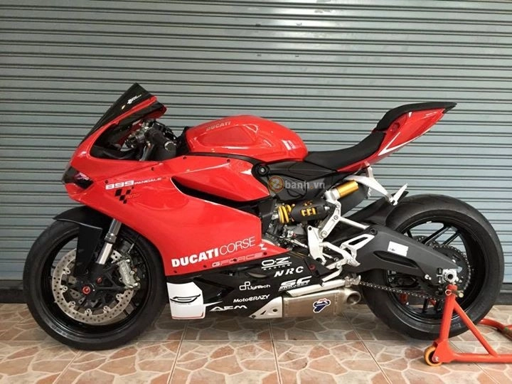 Ducati 899 độ nhẹ đồ chơi hàng hiệu với vẻ ngoài như zin - 1