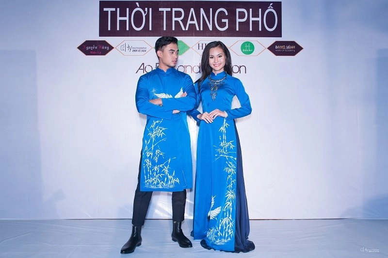 Miss community nguyễn thanh trúc diễn thời trang ngay dưới trời mưa - 6