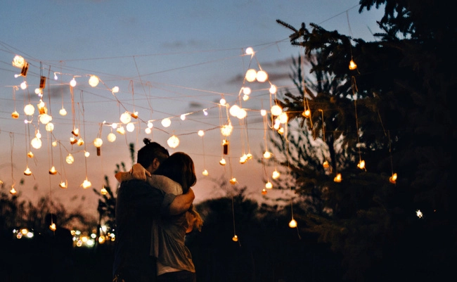 Thế gian có lắm chuyện tình nhưng yêu xa lại buồn hơn cả - 2