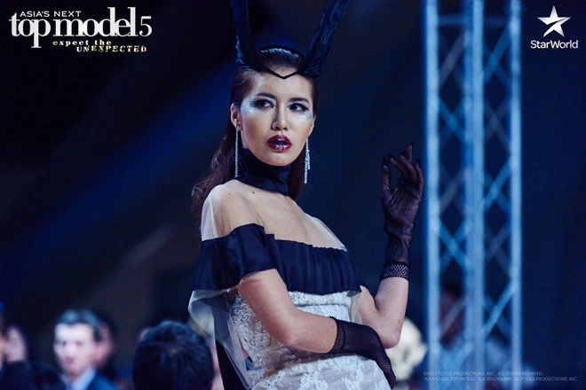 Asias next top model đêm qua người mẫu minh tú đã làm nên lịch sử cho thời trang việt nam - 3