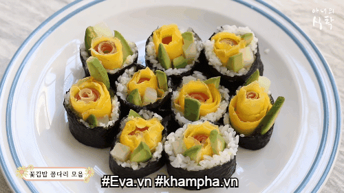 Cách làm kimbap hoa vừa ngon vừa đẹp - 15