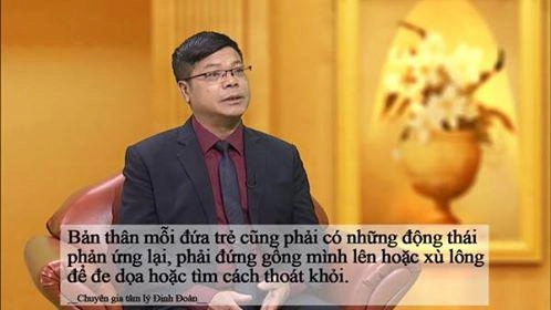 Chuyên gia đinh đoàn đừng nghĩ trẻ con không biết gì nghịch ngợm không dạy sau thành tướng cướp - 3