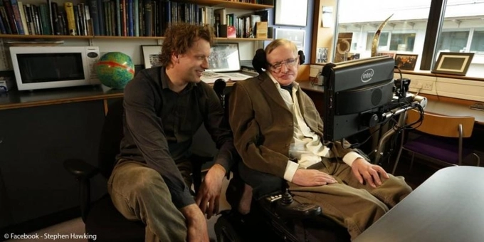 Công trình cuối cùng của giáo sư stephen hawking mở ra cánh cổng đến với những vũ trụ khác - 1