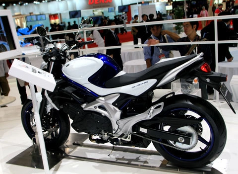  đấu sĩ gladius 400abs 2009 - 1